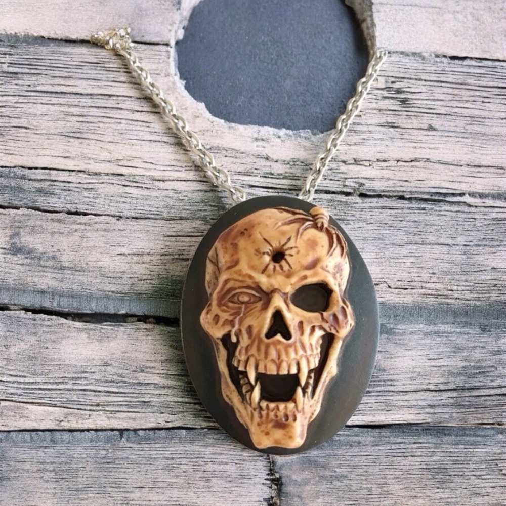🆕 3D Skull with Head Wound Pendant Necklace Wood/Stainless Steel